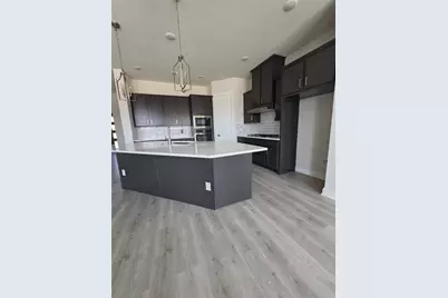 708 Treaty Oak Drive, Lewisville, TX 75056 - Photo 8
