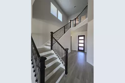 708 Treaty Oak Drive, Lewisville, TX 75056 - Photo 4