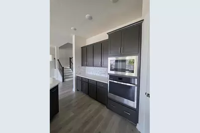 708 Treaty Oak Drive, Lewisville, TX 75056 - Photo 10