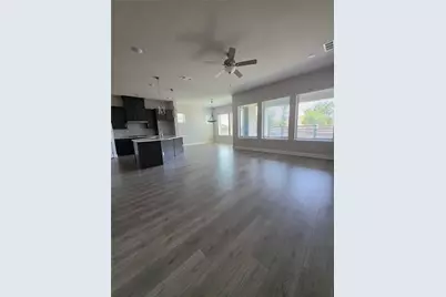 708 Treaty Oak Drive, Lewisville, TX 75056 - Photo 6