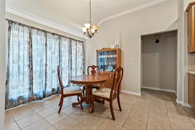 903 Winding Road, Granbury, TX 76049 - Photo 6