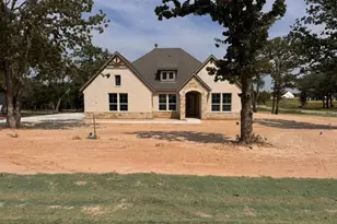 164 Oak Grv Wy, Springtown, TX 76082 - Photo 1
