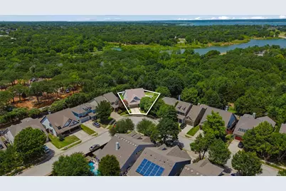 150 Fall Creek, Grapevine, TX 76051 - Photo 2