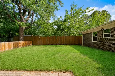 160 NW 28th Street, Paris, TX 75460 - Photo 12