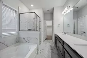 2037 Almassera Dr, Little Elm, TX 75068 - Photo 10