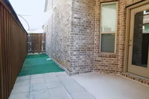 2037 Almassera Dr, Little Elm, TX 75068 - Photo 18