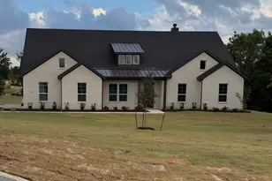 809 Zachary Michael Ct, Springtown, TX 76082 - Photo 1