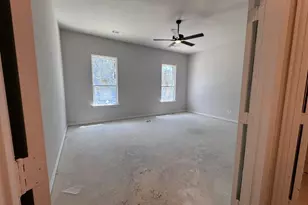 809 Zachary Michael Ct, Springtown, TX 76082 - Photo 14