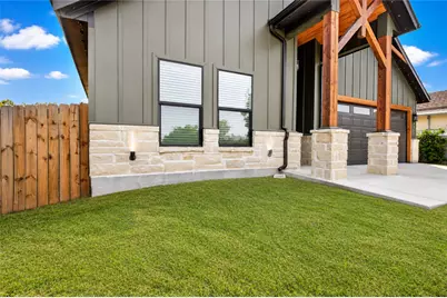 2911 NW 30th Street, Fort Worth, TX 76106 - Photo 6