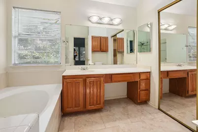433 Moonlight Way, Irving, TX 75063 - Photo 26