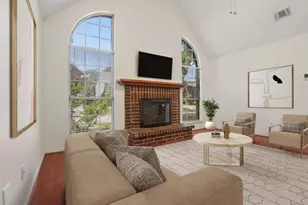 433 Moonlight Way, Irving, TX 75063 - Photo 6