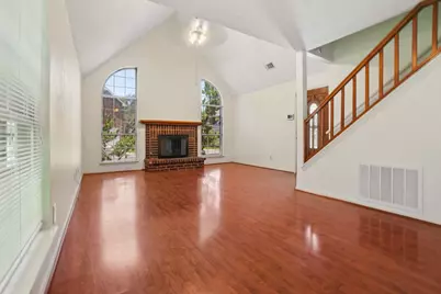 433 Moonlight Way, Irving, TX 75063 - Photo 10