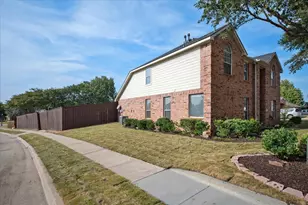 2008 Devin Ln, Lewisville, TX 75067 - Photo 2
