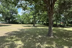 131 SE 7th St, Cooper, TX 75432 - Photo 20