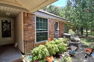 3600 Fox Ridge Rd, Lorena, TX 76655 - Photo 4
