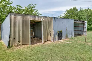 9495 Brittany Hill Rd, Sanger, TX 76266 - Photo 6