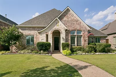 2429 Lady Of The Lake Boulevard, Lewisville, TX 75056 - Photo 2