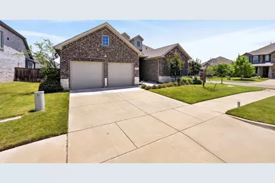 7223 Fallen Crest Lane, Arlington, TX 76001 - Photo 2