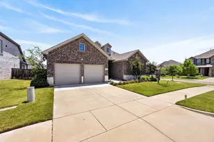 7223 Fallen Crest Ln, Arlington, TX 76001 - Photo 2