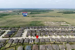 9201 Amistad Ln, Denton, TX 76226 - Photo 38
