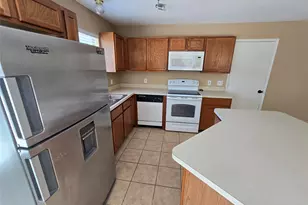4512 Saddlebrook Dr, Carrollton, TX 75010 - Photo 6