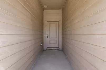 564 Marsh Street, Cleburne, TX 76033 - Photo 24