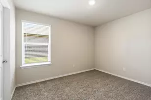 564 Marsh St, Cleburne, TX 76033 - Photo 18