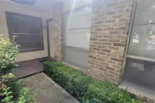 834 Pebble Beach Dr, Garland, TX 75043 - Photo 12