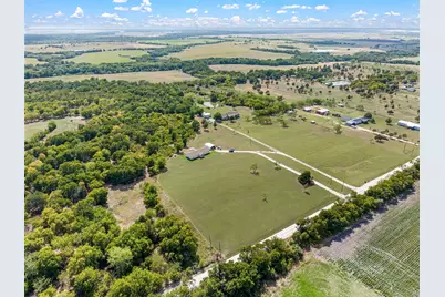 9888 NW County Road 2221, Barry, TX 75102 - Photo 4
