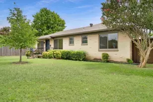 10204 McCree Rd, Dallas, TX 75238 - Photo 2