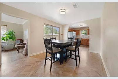 10204 McCree Road, Dallas, TX 75238 - Photo 8