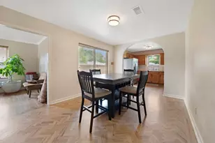 10204 McCree Rd, Dallas, TX 75238 - Photo 8