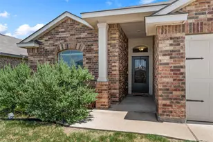 2912 Brosnan Rd, Waco, TX 76655 - Photo 2