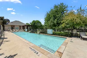 2952 Sheridan Dr, Carrollton, TX 75010 - Photo 36