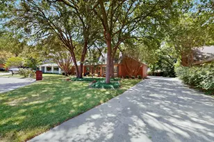 1909 Highland Park Cir, Denton, TX 76205 - Photo 4