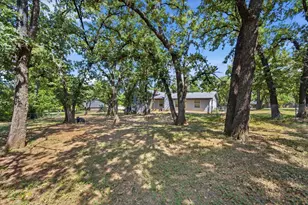 4308 Borden Dr, Arlington, TX 76017 - Photo 8
