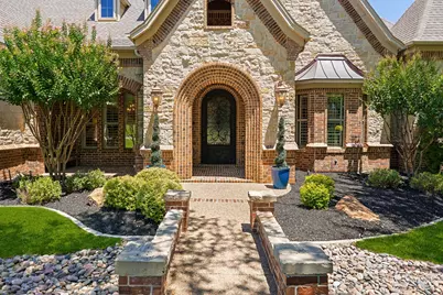2409 Spyglass Court, Keller, TX 76248 - Photo 2