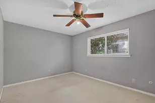 8833 Kenton Dr, Dallas, TX 75231 - Photo 16