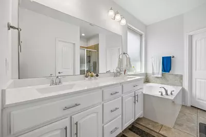 9220 Bronze Meadow Drive, Fort Worth, TX 76131 - Photo 24