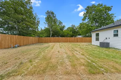 818 Chickasaw Trace, Grand Prairie, TX 75051 - Photo 26