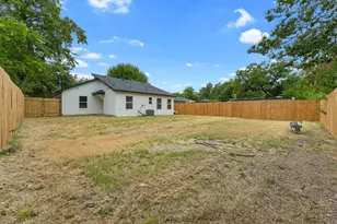 818 Chickasaw Trce, Grand Prairie, TX 75051 - Photo 24