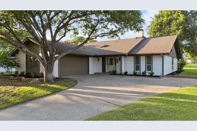 1308 Clubhouse Court, Mansfield, TX 76063 - Photo 6