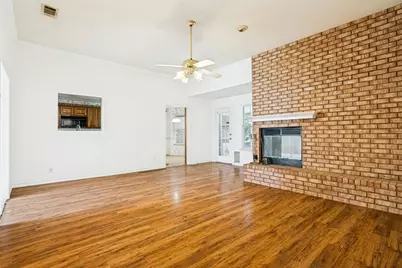 3907 Frisco Circle, Granbury, TX 76048 - Photo 2