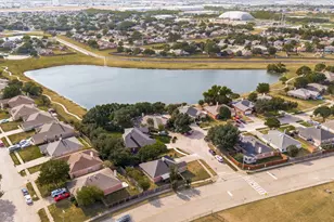 3155 Ponds Edge Trail, Grand Prairie, TX 75052 - Photo 16