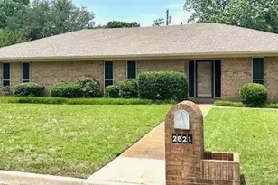 2621 Picadilly Ln, Denton, TX 76209 - Photo 1