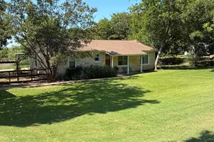 15180 Old China Spring Rd, China Spring, TX 76633 - Photo 1