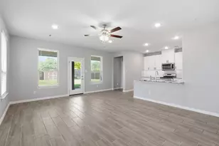 1133 Rushmore Dr, Burleson, TX 76028 - Photo 16