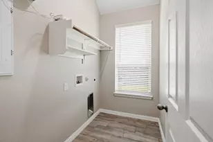 1133 Rushmore Dr, Burleson, TX 76028 - Photo 4
