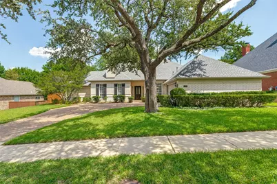 1105 Hills Creek Drive, McKinney, TX 75072 - Photo 2