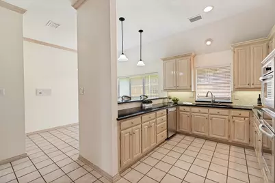 1105 Hills Creek Drive, McKinney, TX 75072 - Photo 14
